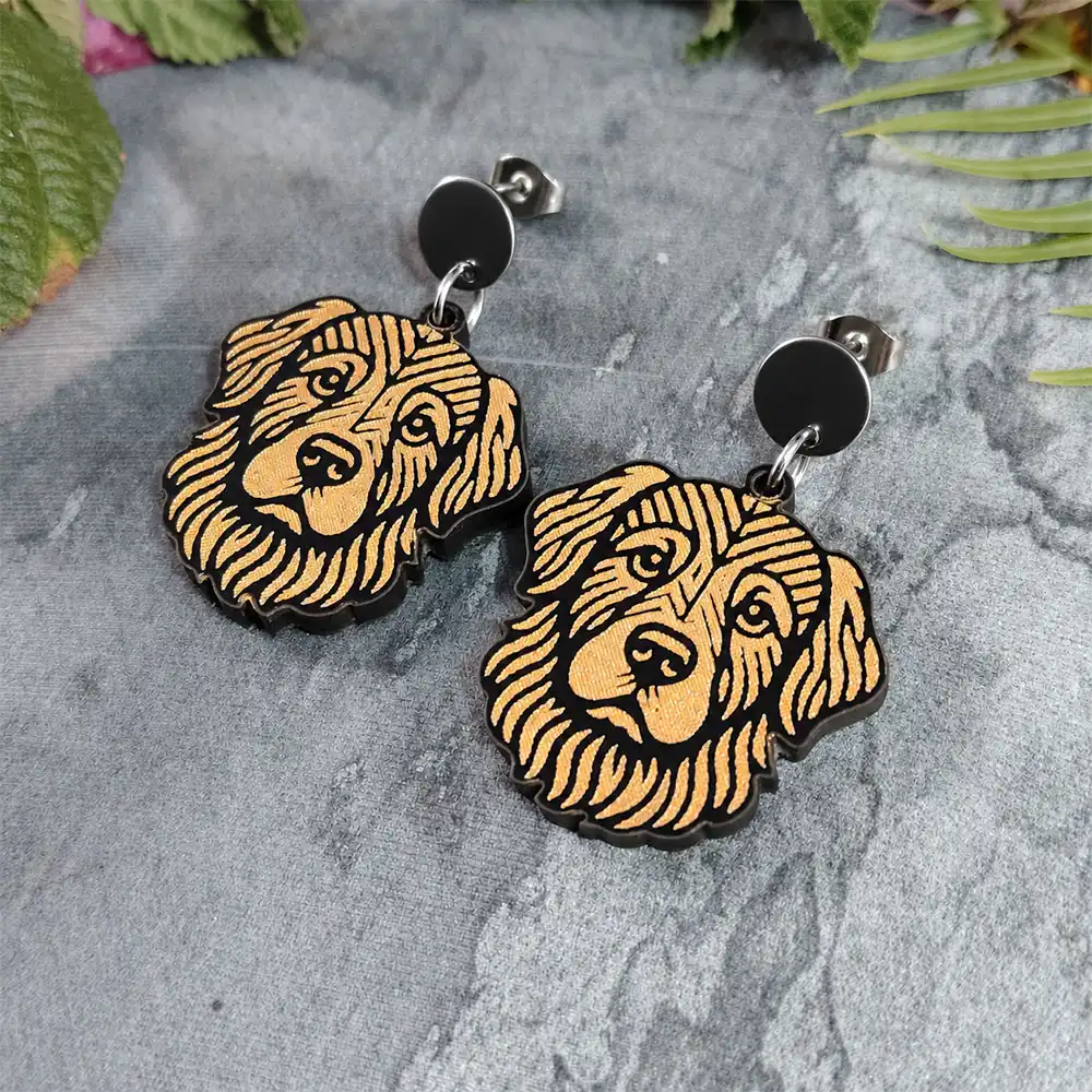 Aretes Golden Retriever