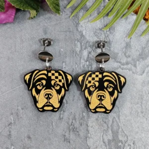 Aretes Rottweiler